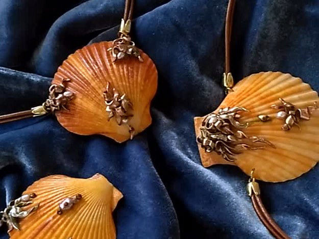 Video Discover the jewels of your dreams with these videos