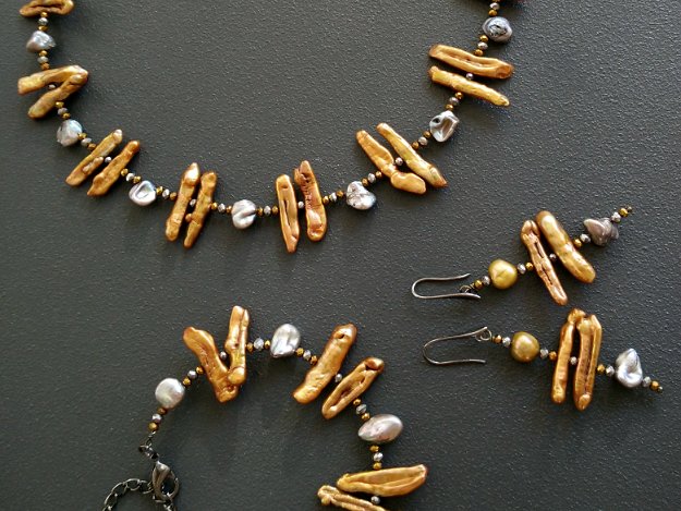 Collezioni Scopri come abbinare tra loro i tuoi bijoux e gioielli in preziose parure